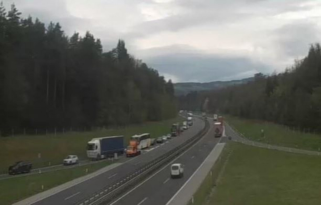 Sudar kamiona Slovenija