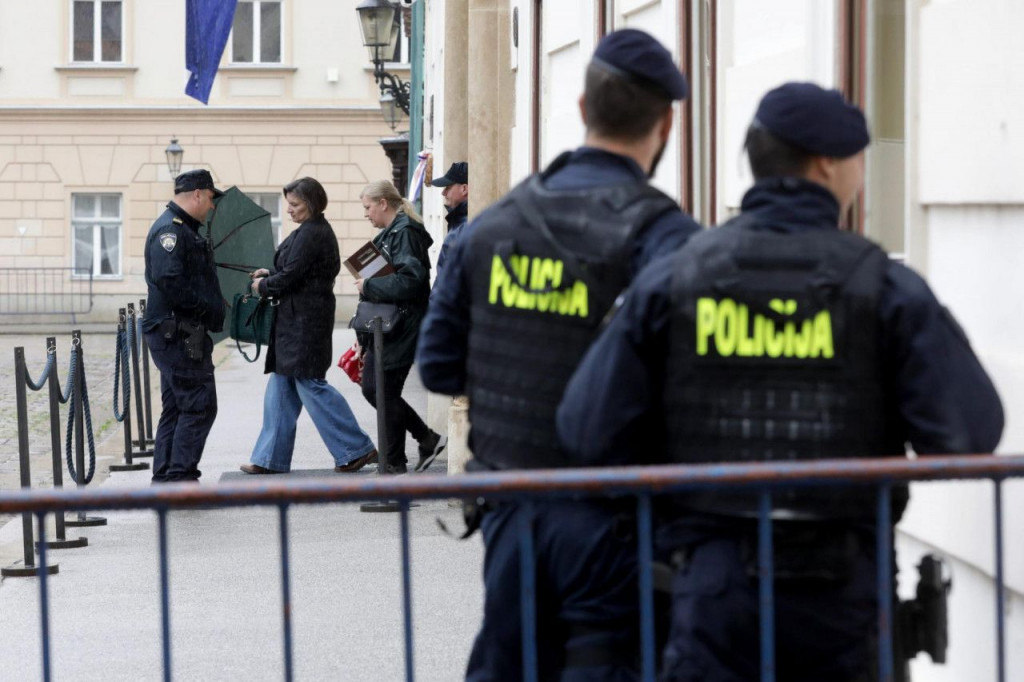 Policija Banski dvori