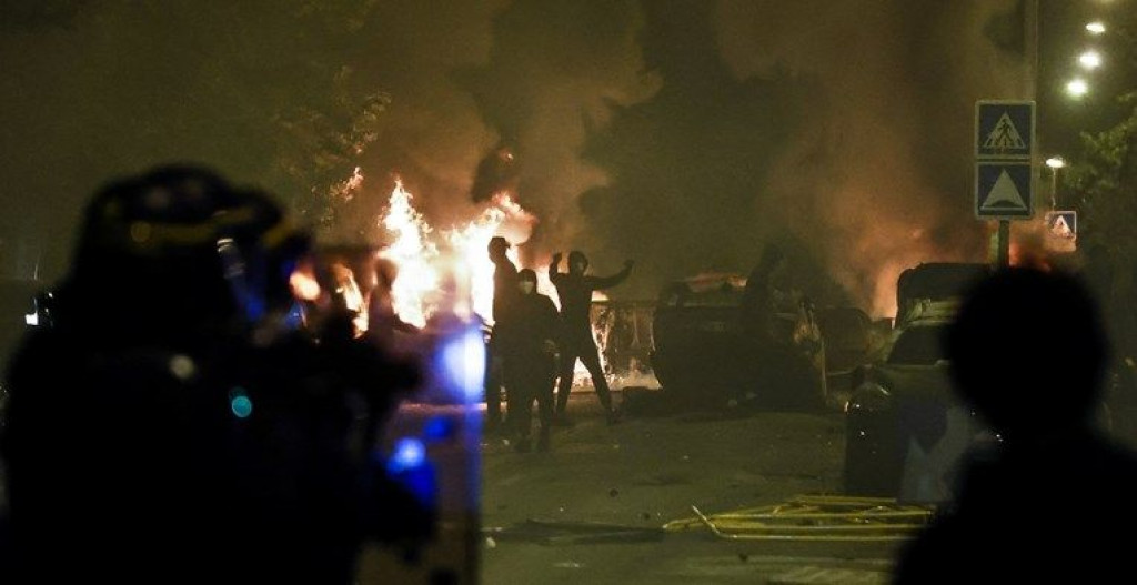 Neredi,Francuska,ubojstvo mladića