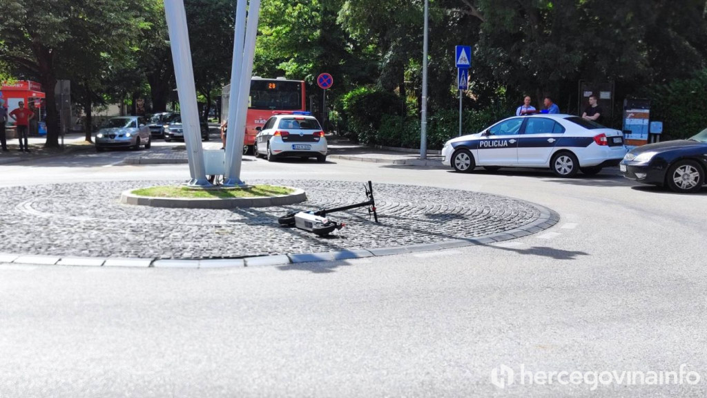 Prometna nesreća autobus romobil