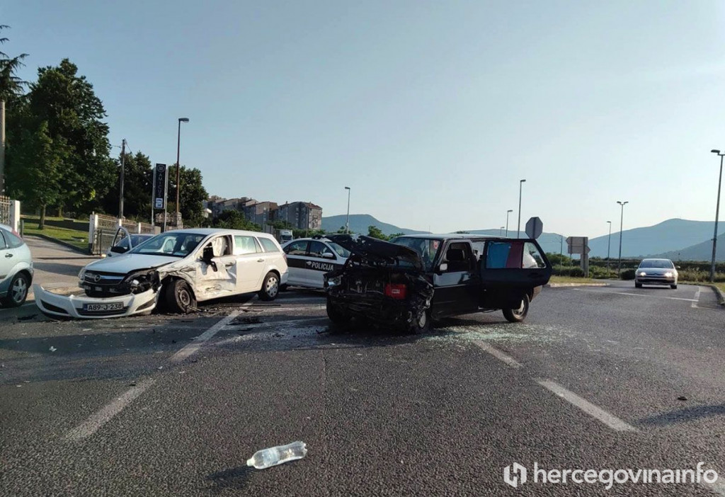 Sudar Golf i Opel kod Ine