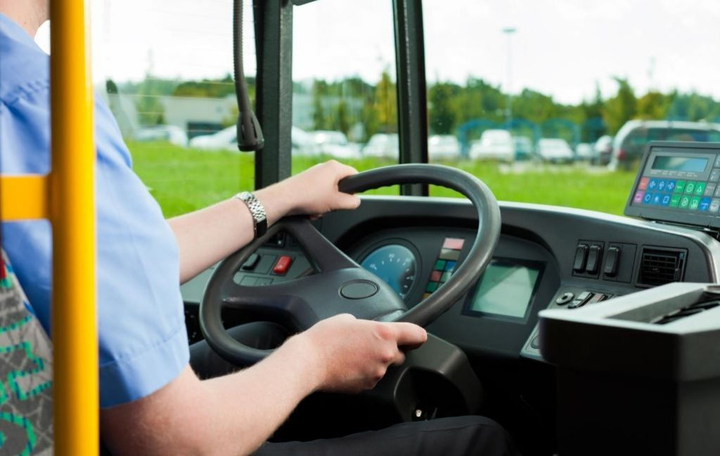 autobus,ekskurzija,Kanabis