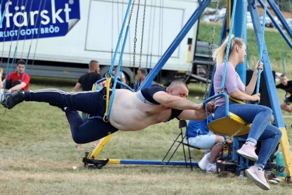 Čevljanovići:,superman,đenan numanović