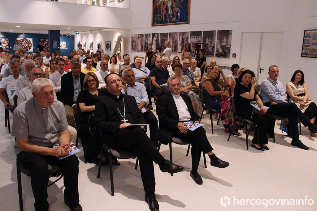 Biskupijski centar u Mostaru,Izložba slika,Dužijanca,Šime Perić