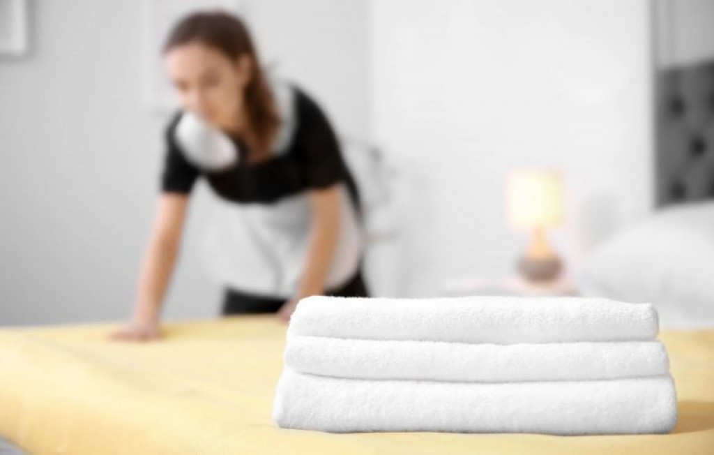 Makarska,Banjaluka,makarska rivijera,silovanje,sobarica