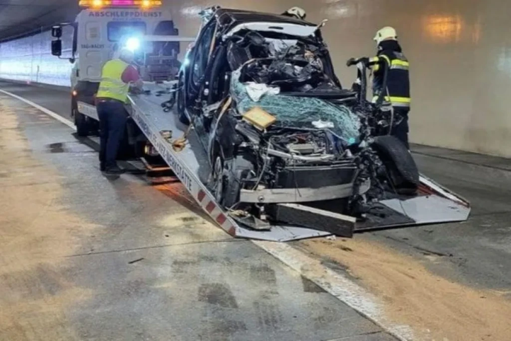 Uništeno vozilo žene iz BiH