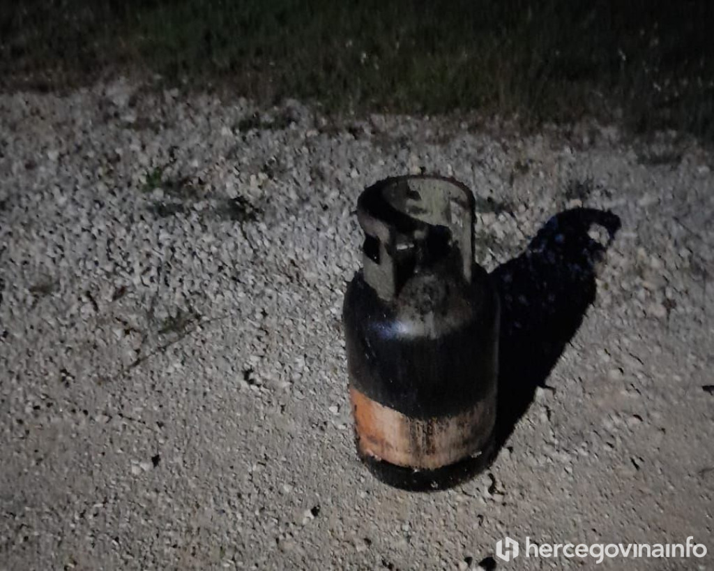 Plinska boca Ljubuški