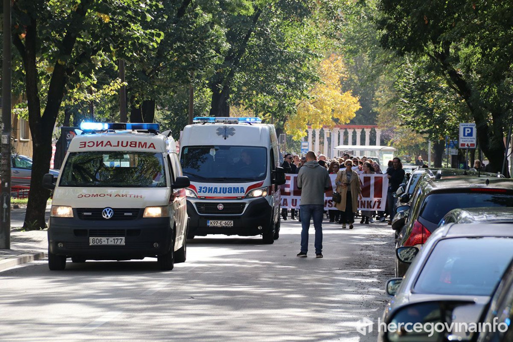 Prosvjedna šetnja zdravstvenih djelatnika