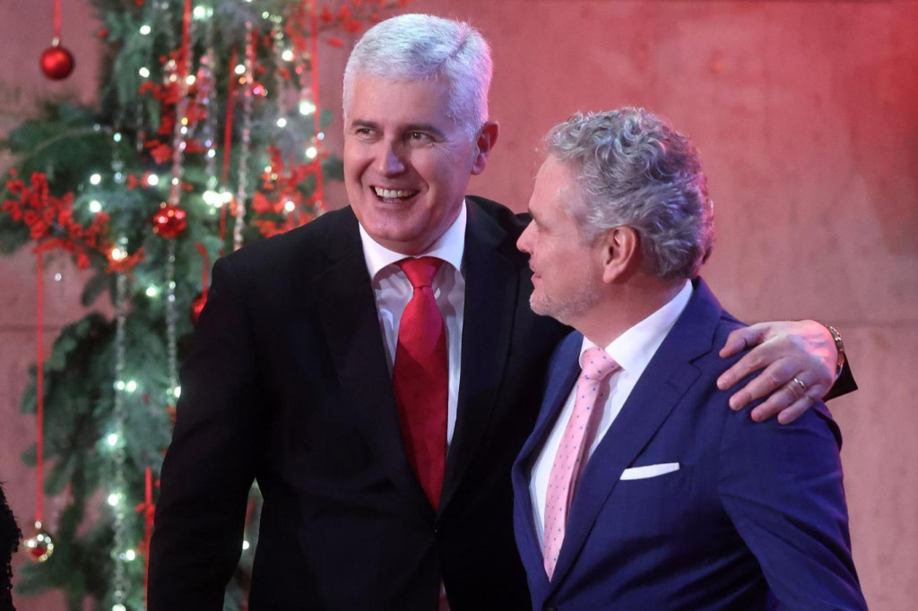 Čović i Sattler božićni domjenak