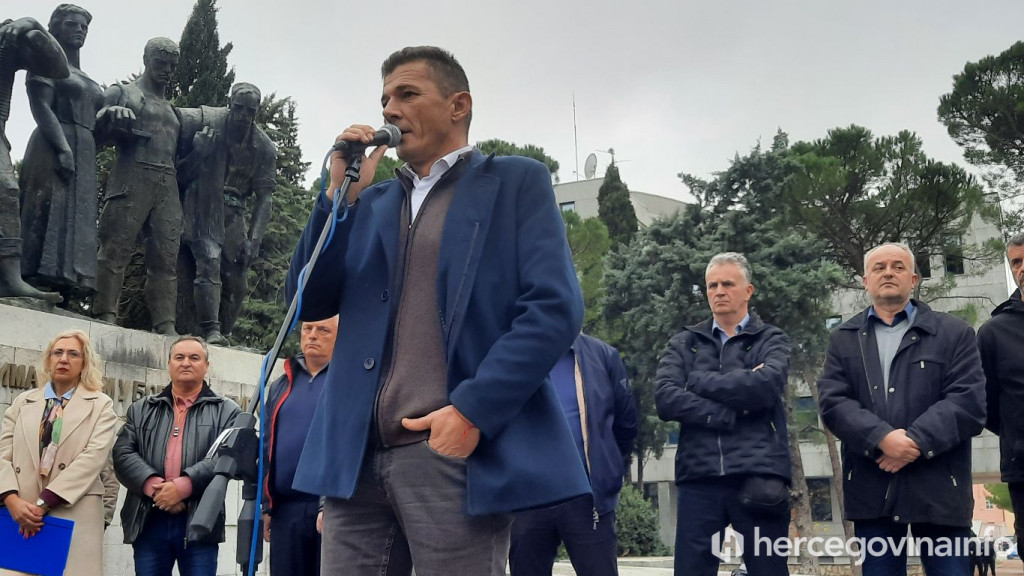 Prosvjed radnika Elektroprivrede RS