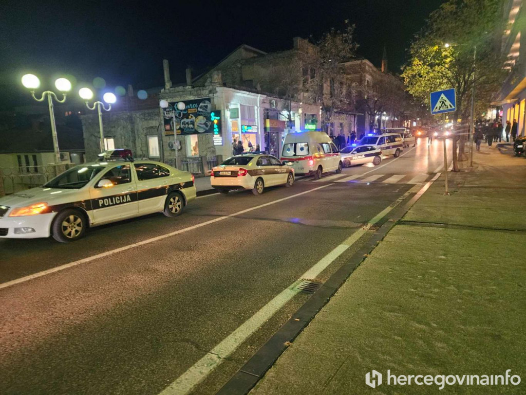 Tučnjava korzo MOstar