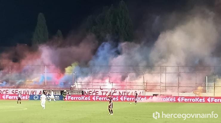 Ultrasi se opraštaju od Stajanja