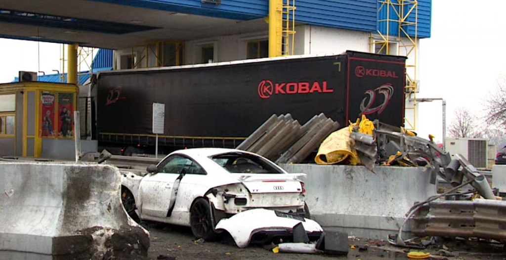 nesreća naplatna kućica