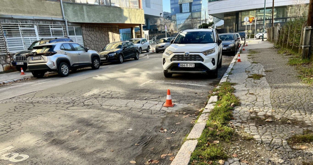 Parlamentarcima besplatan parking u Sarajevu