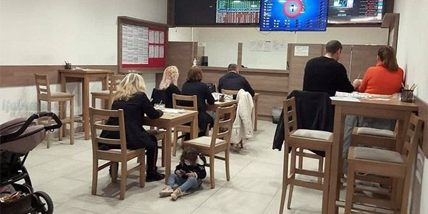 Školarci u kladionicama