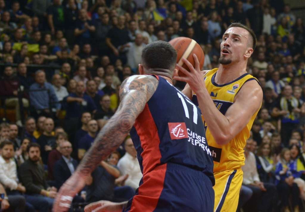 Košarkaši BiH poraženi od Francuske u Mejdanu