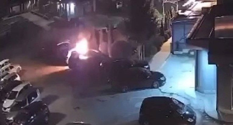 Zapaljen Automobil Anti Lozančiću