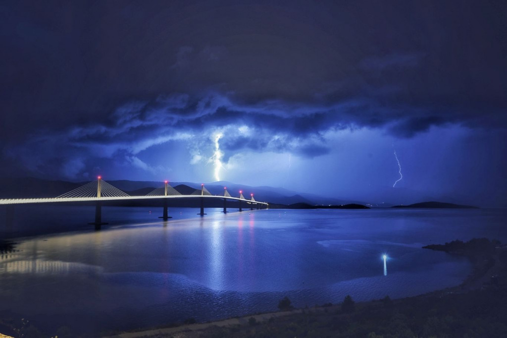 Pelješki most oluja