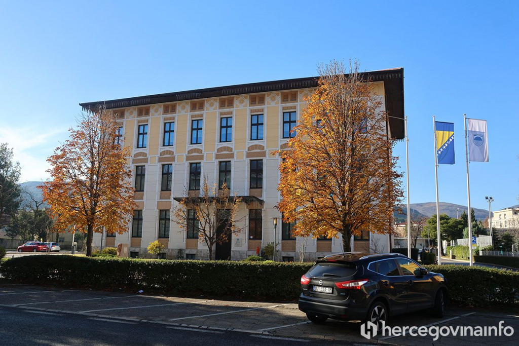 Gradska vijećnica Mostar