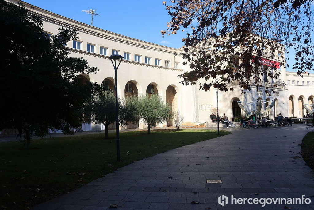 Hrvatski dom Herceg Stjepan Kosača