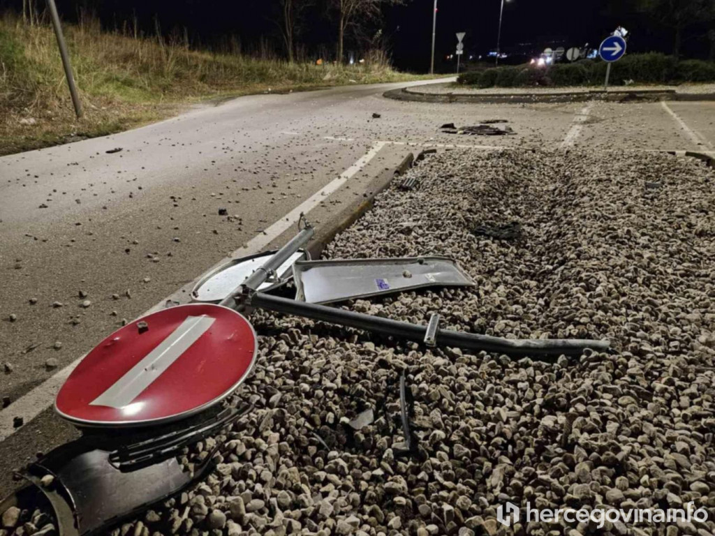 Nezgoda na kružnom toku u Rodoču