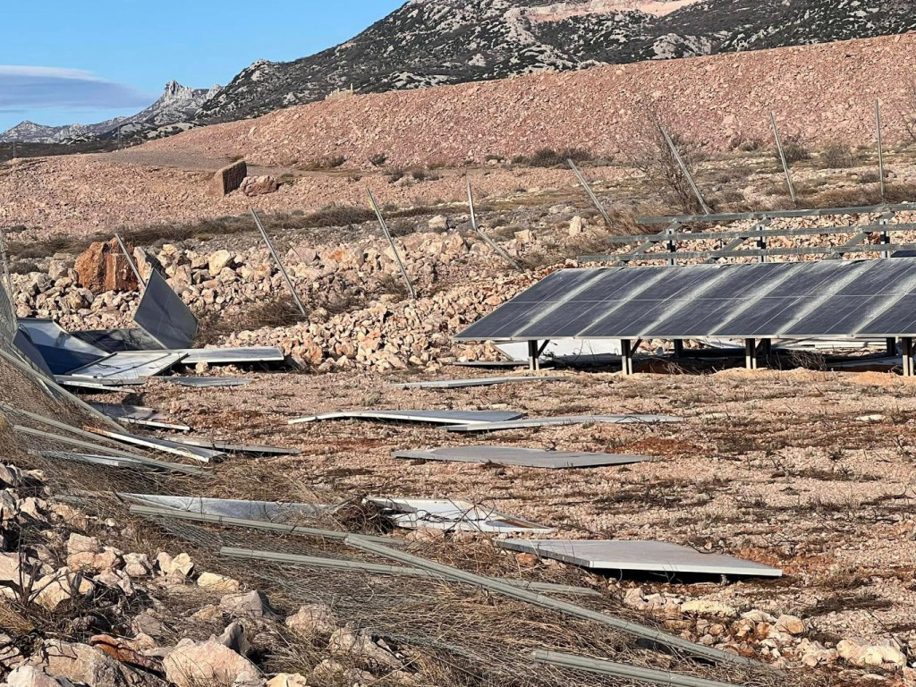 Obrovac solari razoreni