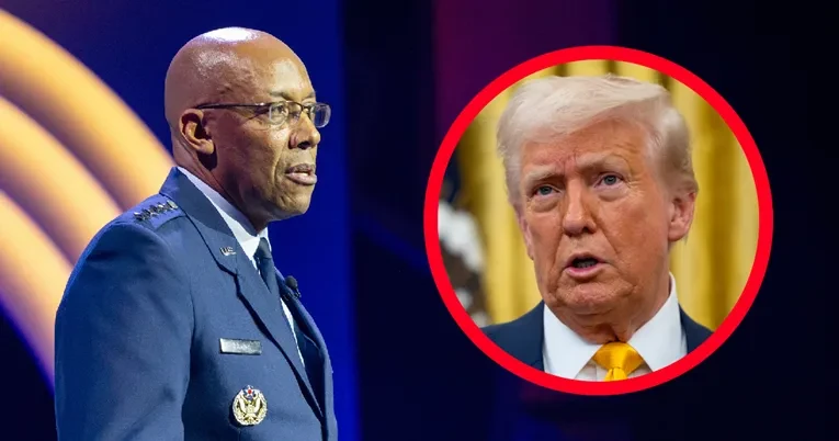 Donald Trump smijenio generala