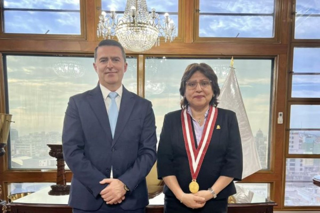 Milanko Kajganić i Delia Milagros Espinoza Valenzuela