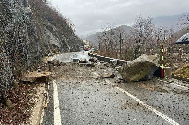 stijena na cesti Salakovac Mostar