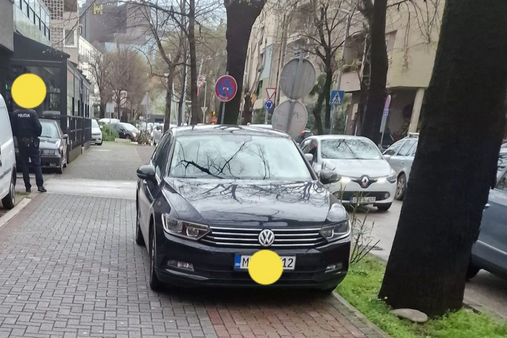 Passat Mostar nepropisno parkiranje
