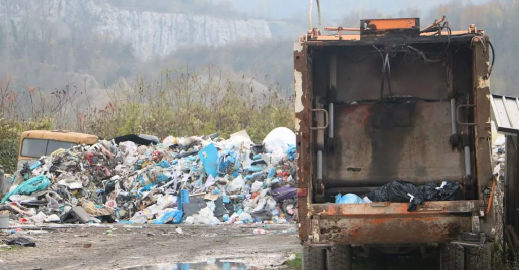Beživotno tijelo žene pronađeno na deponiji u Srebreniku