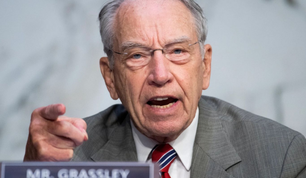 Chuck Grassley o Dodiku