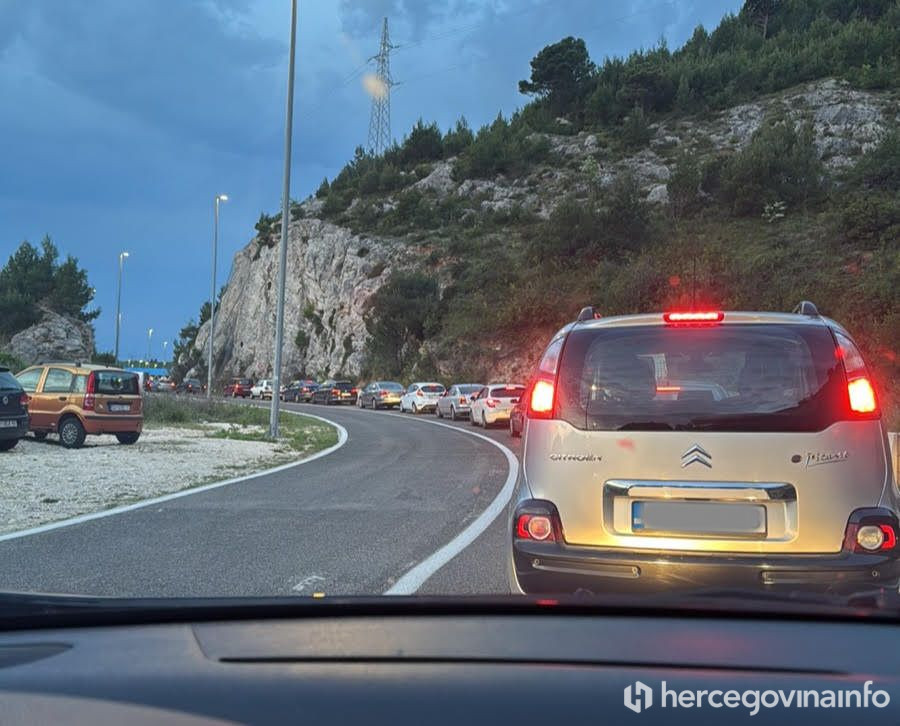 Granični prijelaz Ivanica