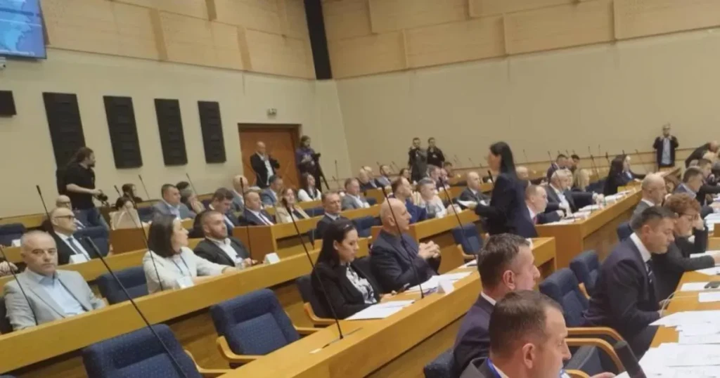 Političarke u BiH na meti komentara o braku, majčinstvu i fizičkom izgledu
