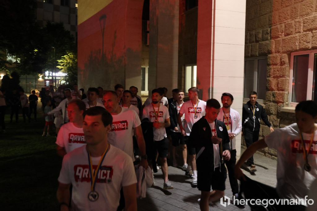 Proslava titule ispred Kosače 