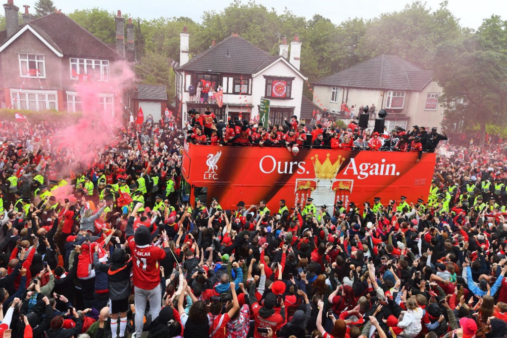 Tragedija na proslavi u Liverpoolu