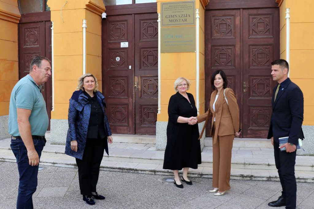 Vlasti obišle Gimnaziju Mostar