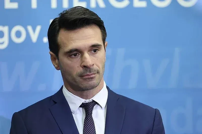 Ministar Vedran Škobić