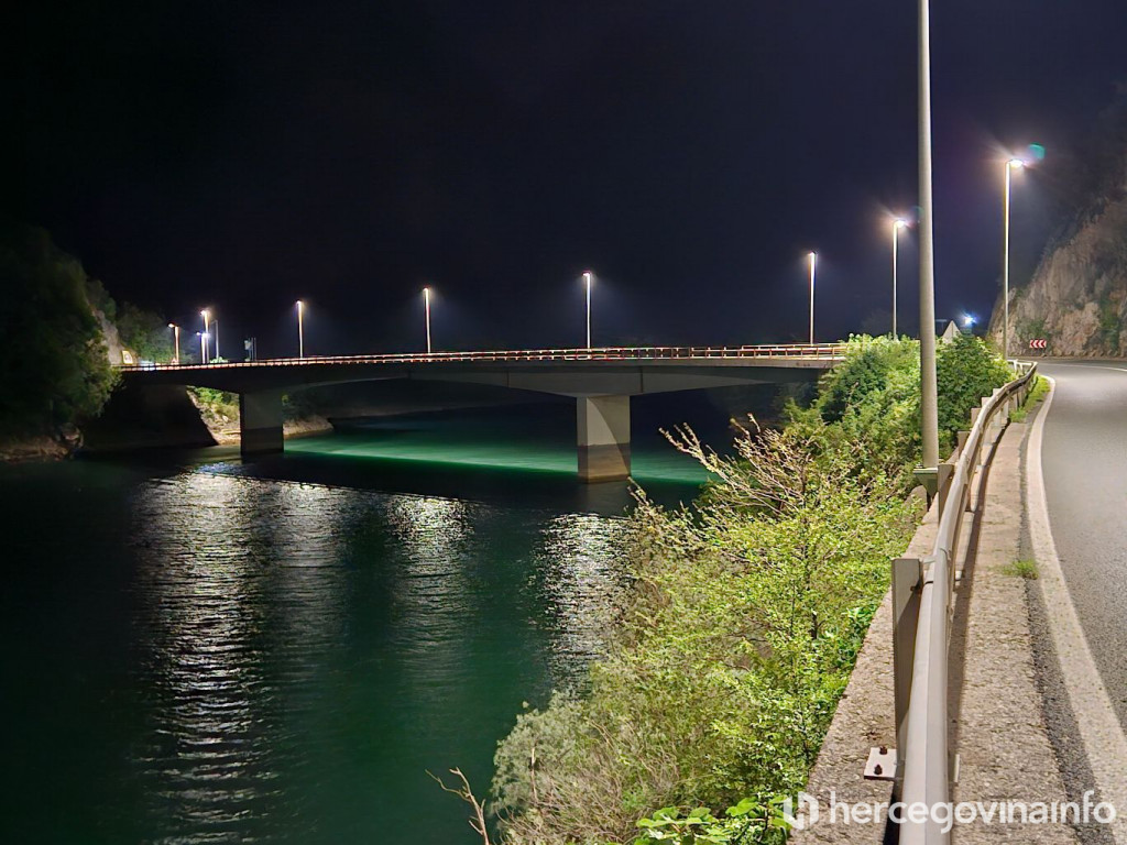 most Begića i Begovića