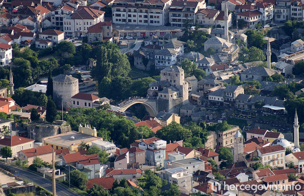 panorama Stari most i stari grad