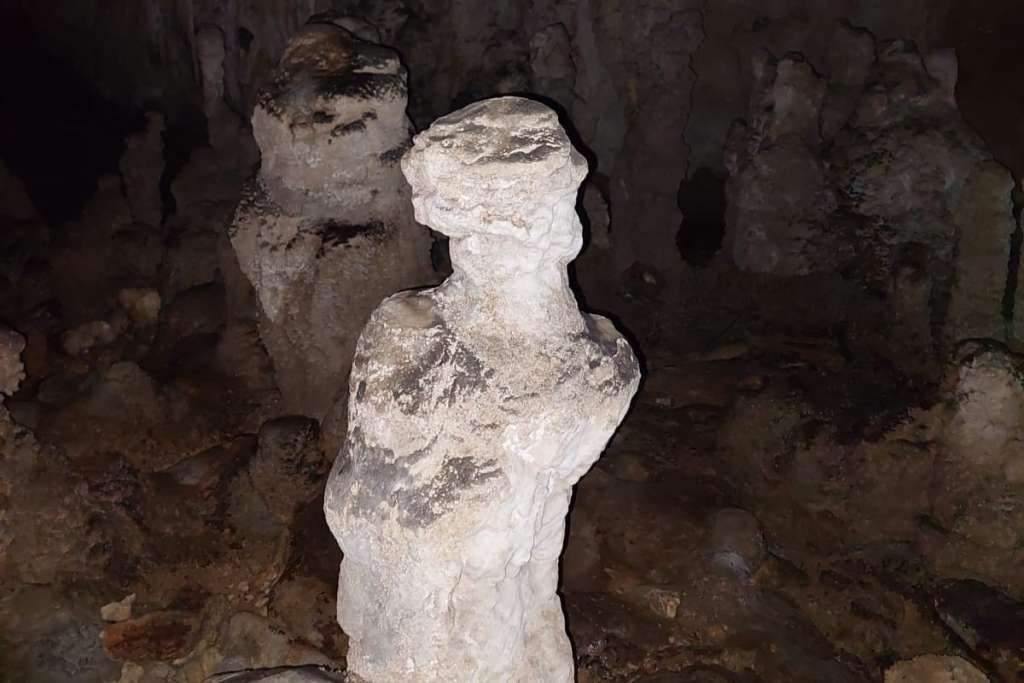 Čvrsnica podzemni objekti