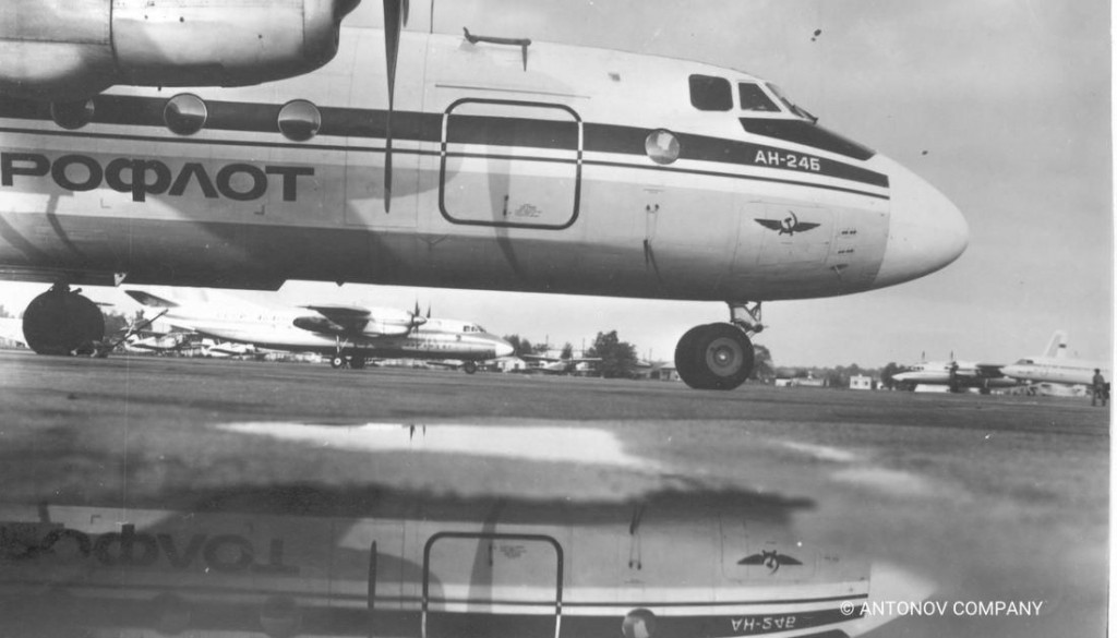 Ruski zrakoplov Antonov An-24 