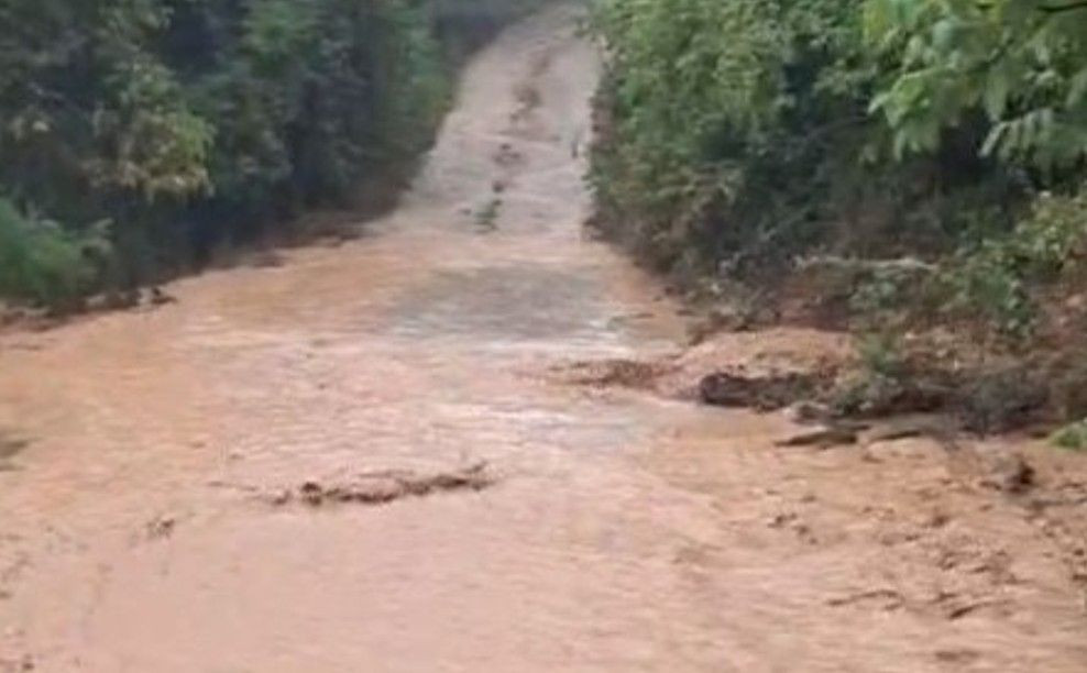 Hodbina poplava ceste