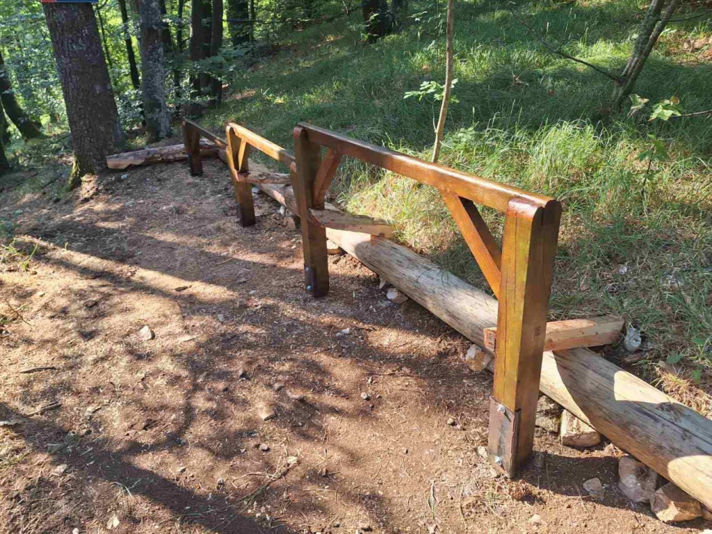 Radovi na obnovi Staze zdravlja na Rujištu