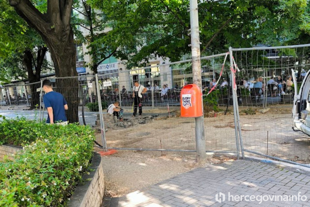 Blaga korekcija fuga