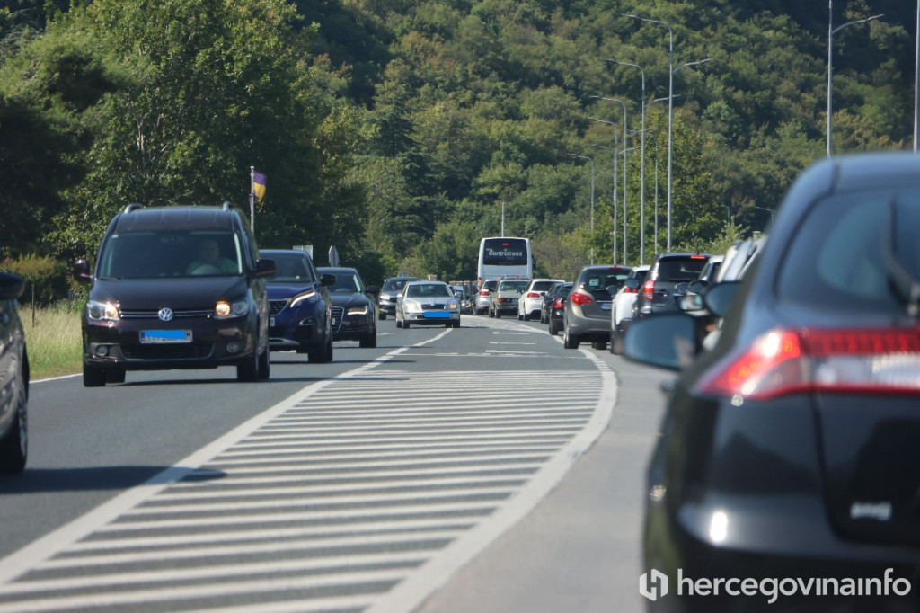 Gužve na sjevernom ulazu u grad