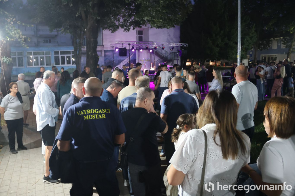 Humanitarni koncert za vatrogasca iz Stoca Draženka Pažina