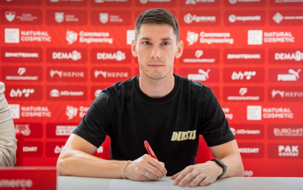 Mićo Kuzmanović Velež