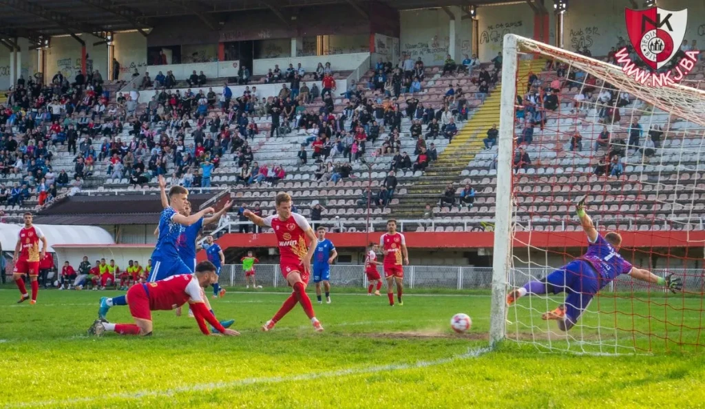 NK Jedinstvo - FK Tuzla City