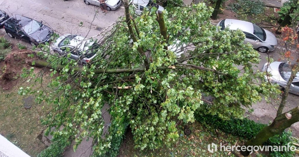 Posljedice sinoćnjeg nevremena u Mostaru